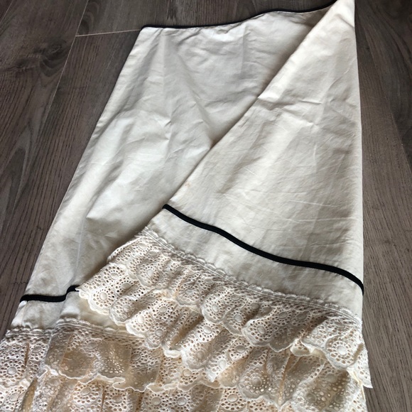 J. Crew Dresses & Skirts - J. Crew Cream Midi Cotton Skirt Lace Ruffle and Velvet Trim Details 2006